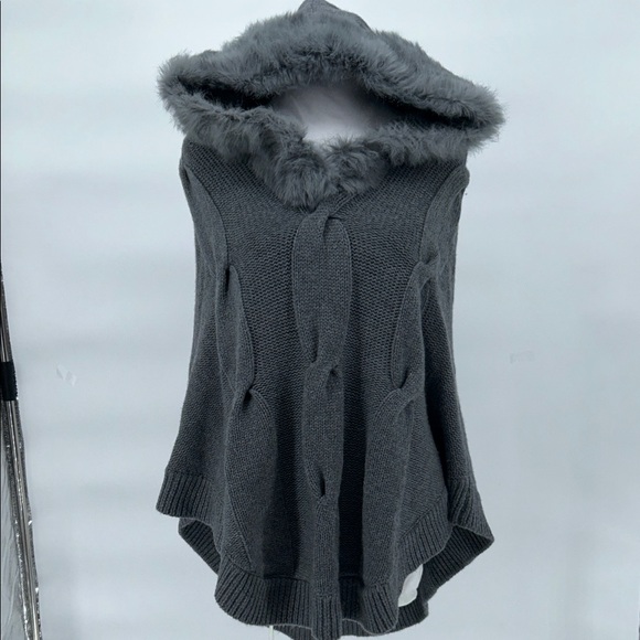 J. McLaughlin Gray Merino Wool Cape Poncho Rabbit Fur Hood M/L - Picture 3 of 12